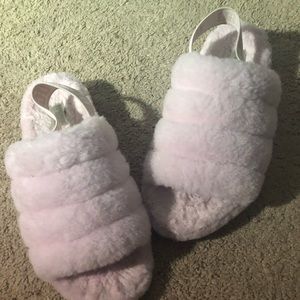 Fluff yeah uggs slippers